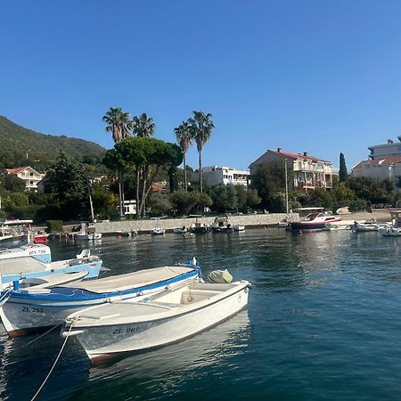 Apartment Seaside Bay Herceg Novi Exterior photo