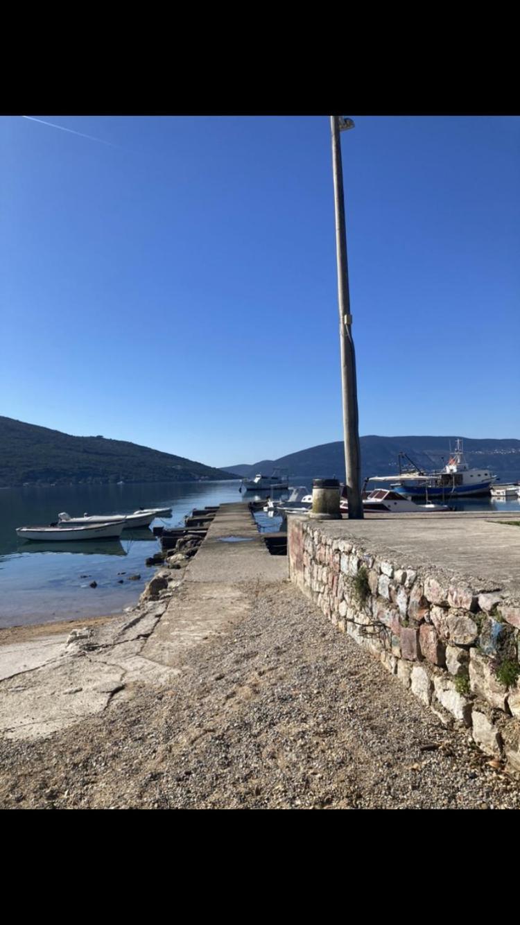 Apartment Seaside Bay Herceg Novi Exterior photo