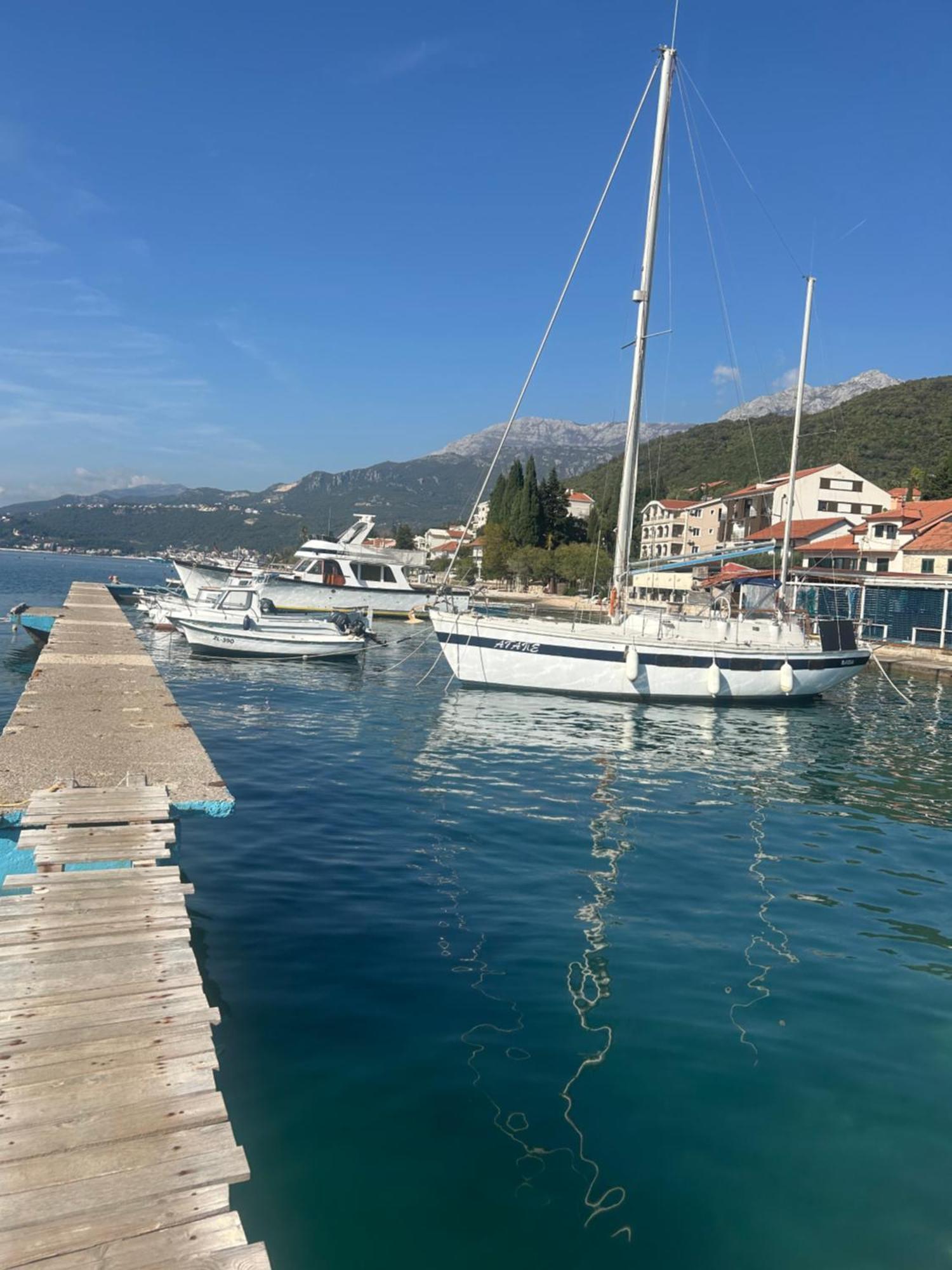 Apartment Seaside Bay Herceg Novi Exterior photo